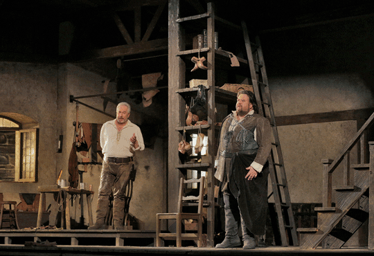 Sachs (James Morris) et Walther (Johan Botha) © Ken Howard /Metropolitan Opera